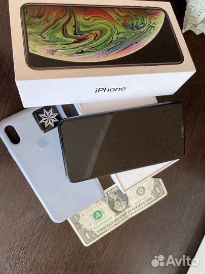 iPhone Xs Max, 64 ГБ