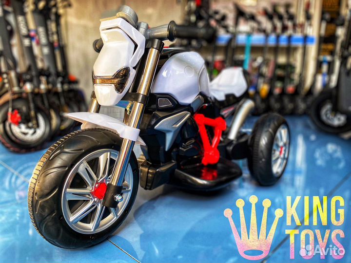 Детский трицикл BMW R1200 Roadster