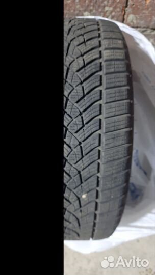 Krone 366 225/50 R17