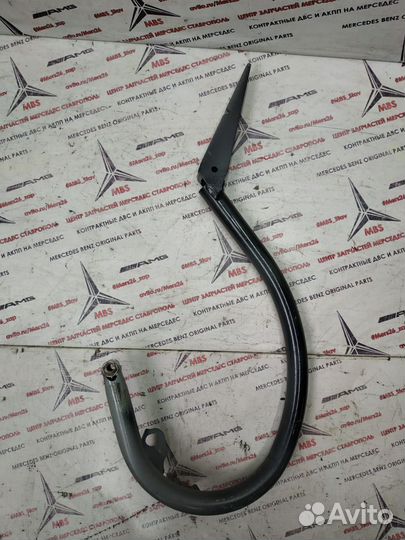 Петля багажника w212 Mercedes