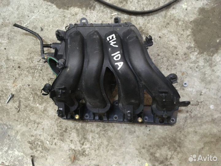 Коллектор впускной EW10A (Peugeot 407)