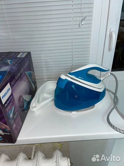 Утюг с парогенератором Philips PerfectCare