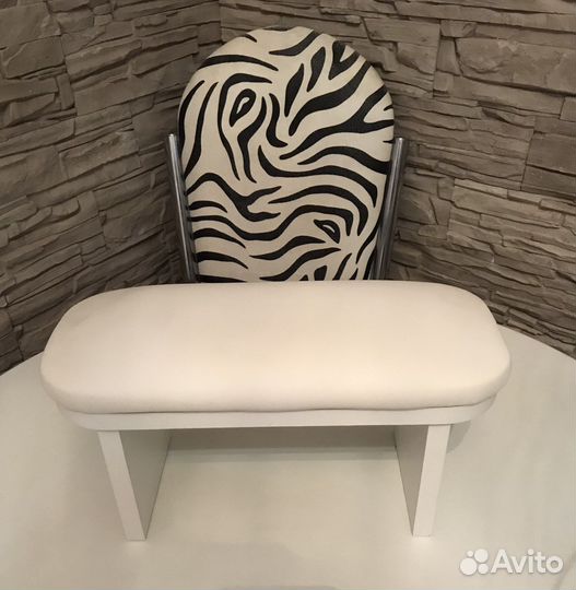 Подставка для рук маникюрная