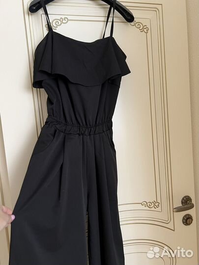 Продам праздничный комбинезон