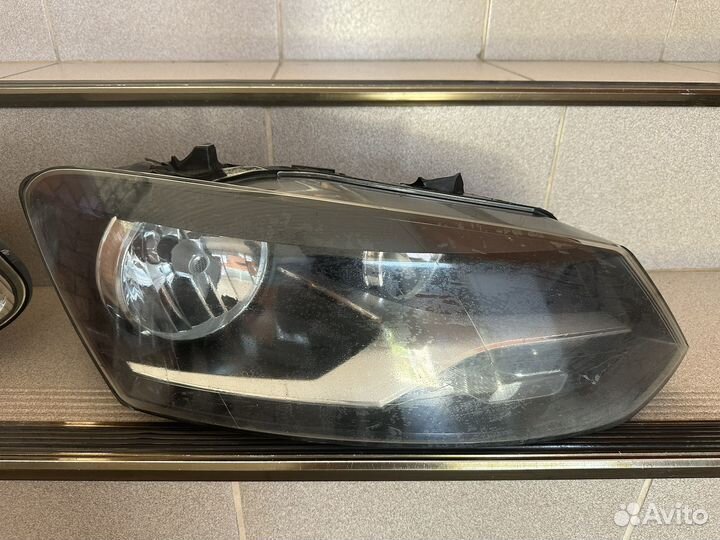 Фара передняя правая на volkswagen polo