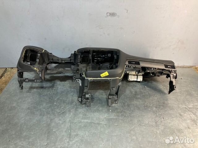 Торпедо Mitsubishi Outlander 3 панель безопасности