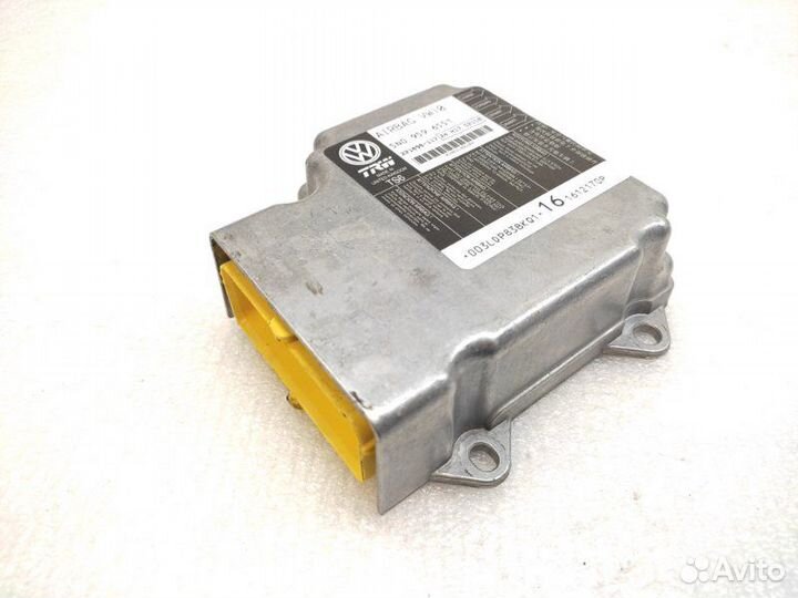 Блок управления подушками безопасности Volkswagen