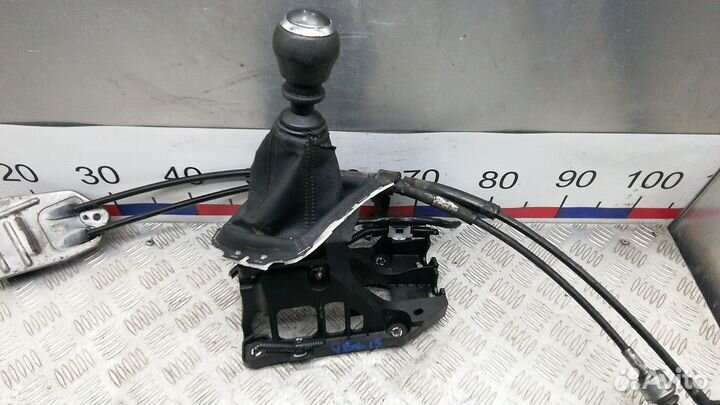 Кулиса Toyota Avensis 3 (T270) рест. 2012