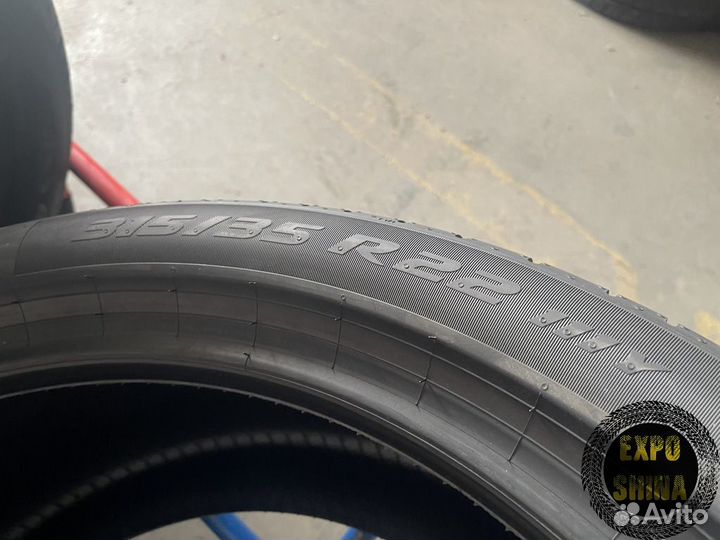 Pirelli P Zero PZ4 315/35 R22