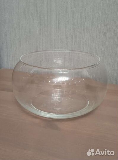 Декоративная круглая ваза