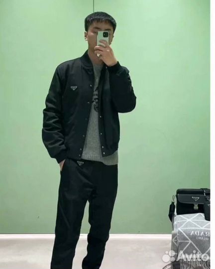 Бомбер мужской Prada