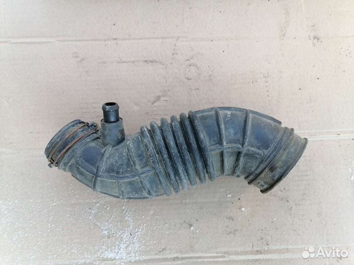 Патрубок воздушного фильтра Hyundai Santa Fe