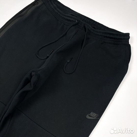 Спортивные штаны Nike tech fleece