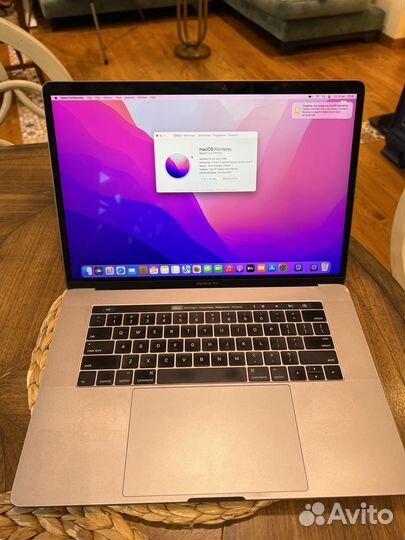 Apple Macbook Pro (15-inch, 2016)