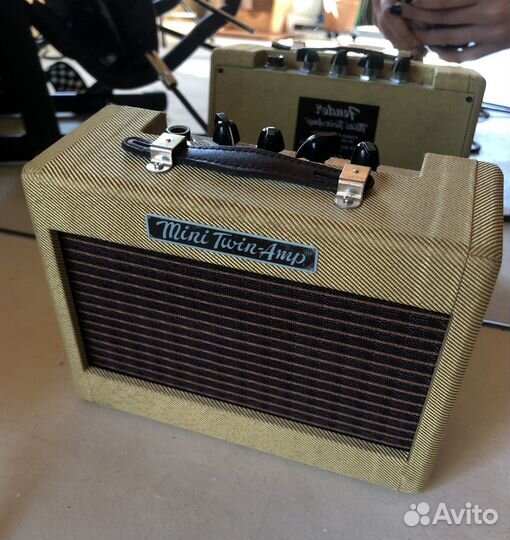Комбоусилитель mini 57 twin-amp