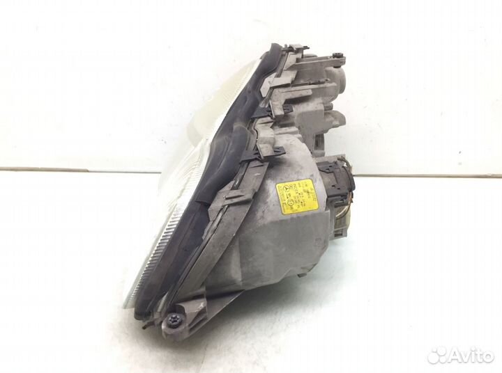 Фара A2038200861 mercedes-benz C W203 (2000-2007)