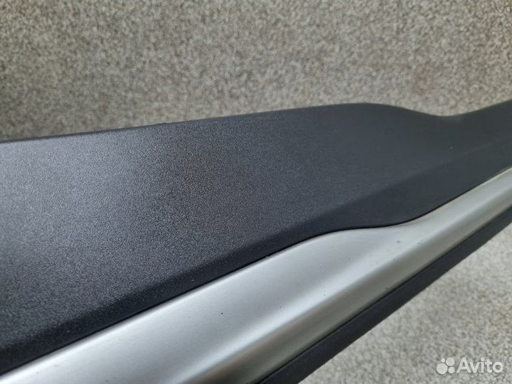 Молдинг двери задний правый Geely Atlas 2.4 4G24