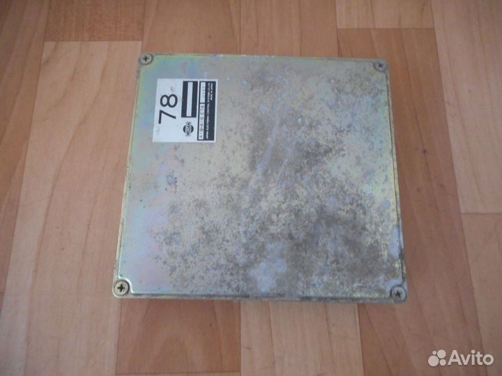 Блок управления двигателем Nissan Maxima (88-94 го