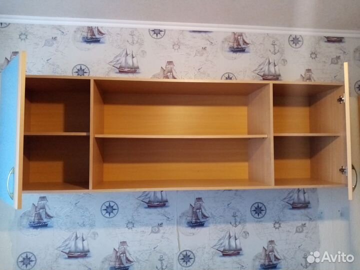 Полка настенная навесная