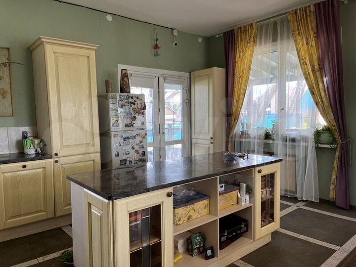 Коттедж 154 м² на участке 18 сот.