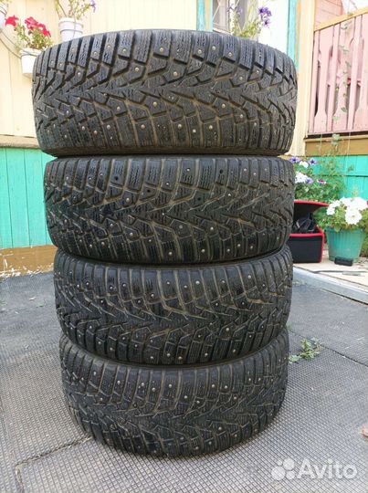 Maxxis ArcticTrekker NP3 205/55 R16 94T