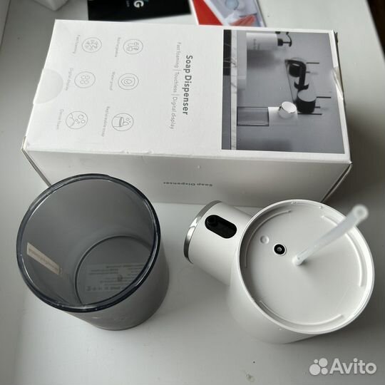 Автоматический диспенсер для мыла