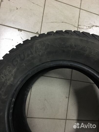 Yokohama Ice Guard 5 IG50 A 285/60 R18