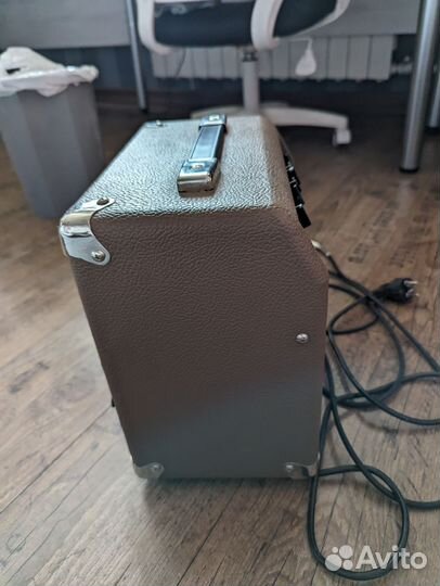 Комбоусилитель Fender Acoustasonic 15