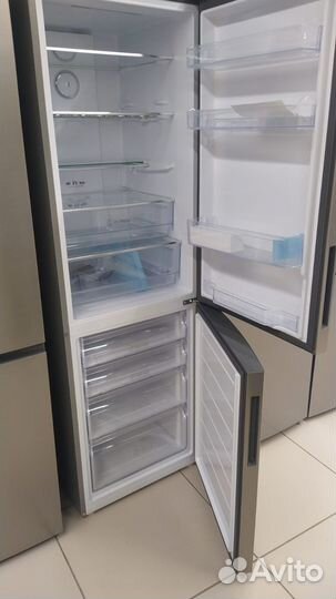 Новый Холодильник-морозильник Haier C2F636cfrg
