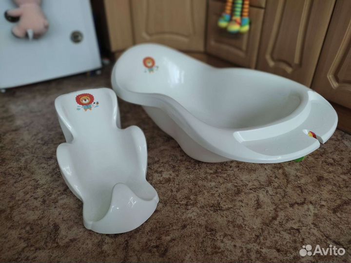 Детская ванночка и детская горка для купания