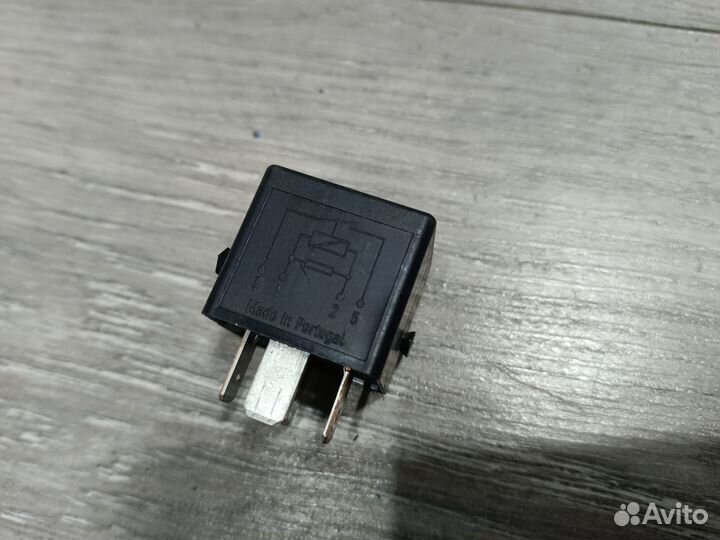 Реле Оригинал VAG № 645 - 4H0951253A