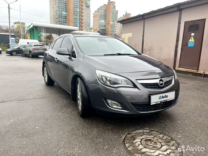 Opel Astra 1.6 AT, 2010, 188 000 км