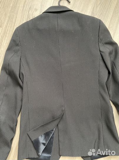 Школьный пиджак,р.164/170