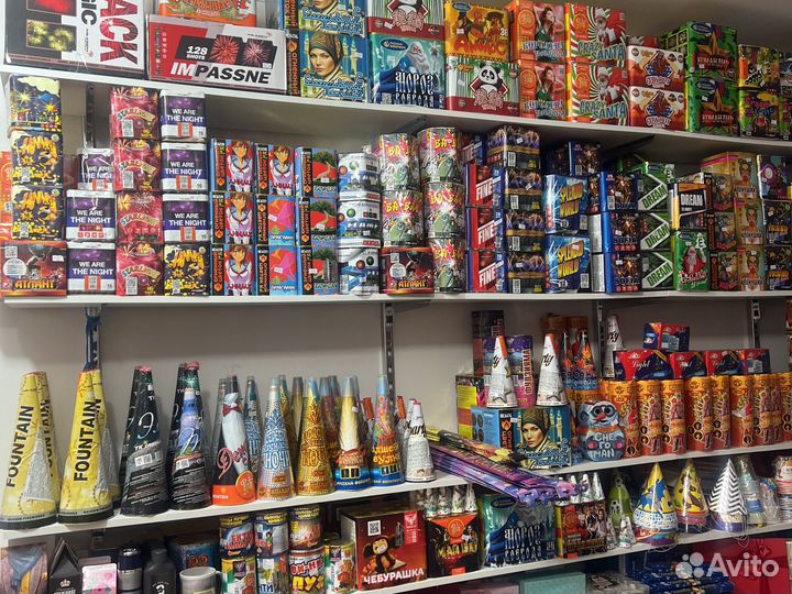 Салюты и фейерверки