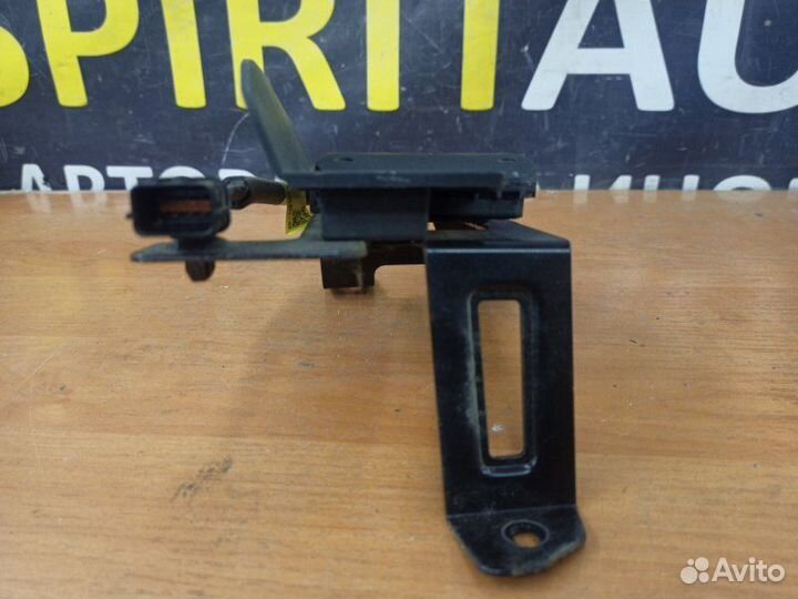 Датчик слепых зон левый Kia Soul 3 G4NH 2018-2023