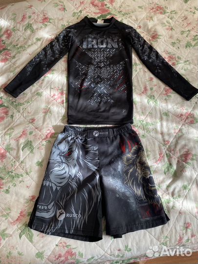 Рашгард детский размер 8 и шорты размер 10