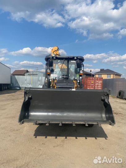 Экскаватор-погрузчик CASE 570 ST, 2023