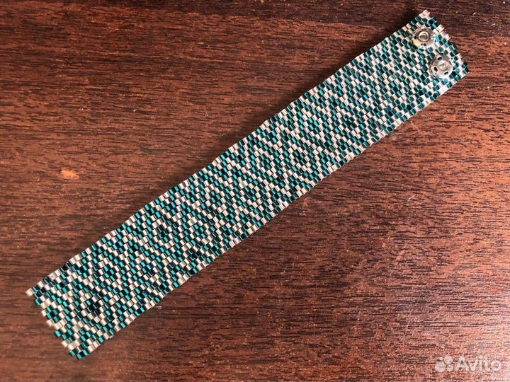 Фенечка из бисера 