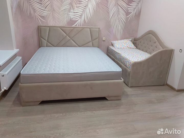 Кровать