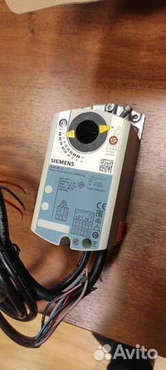 Привод воздушной заслонки siemens GLB136.1E