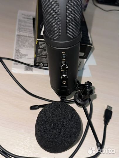 Студийный микрофон dexp u700