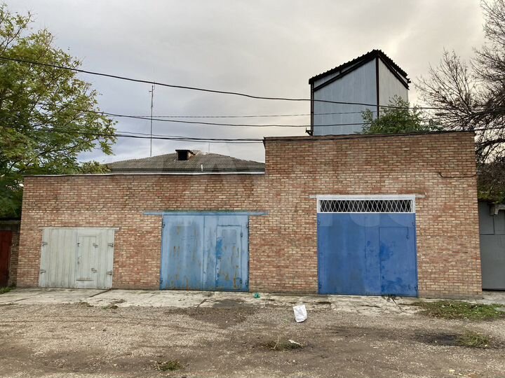 Гараж, > 30 м²