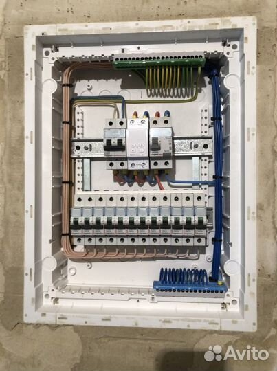 Электрик монтажник