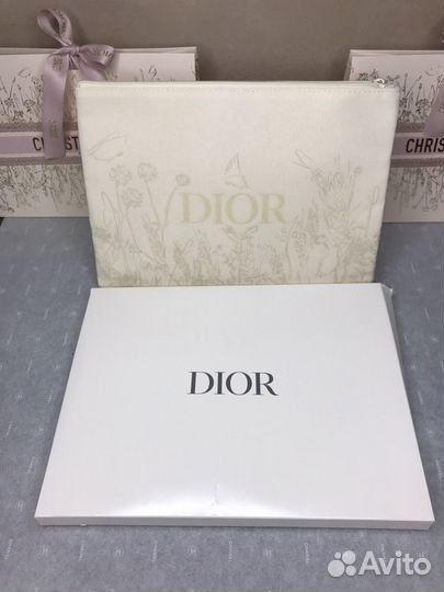 Косметичка christian Dior новая
