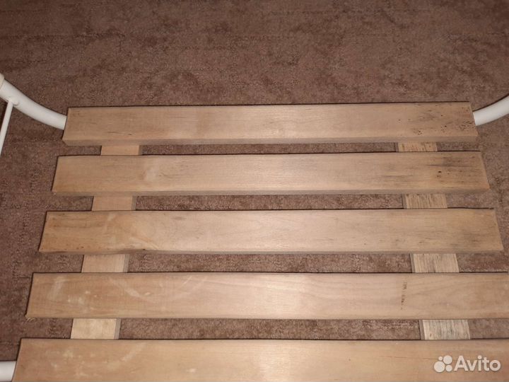 Сиденье на ванную