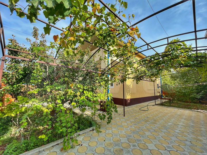 Дом 205 м² на участке 4,1 сот.