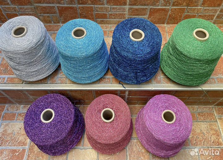 Пража блестящая с люрексом шнурок Италия