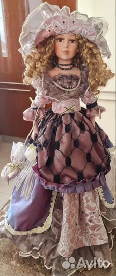 Кукла фарфоровая большая
