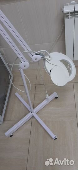 Лампа лупа напольная