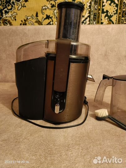 Соковыжималка центробежная Philips HR1866 / 30